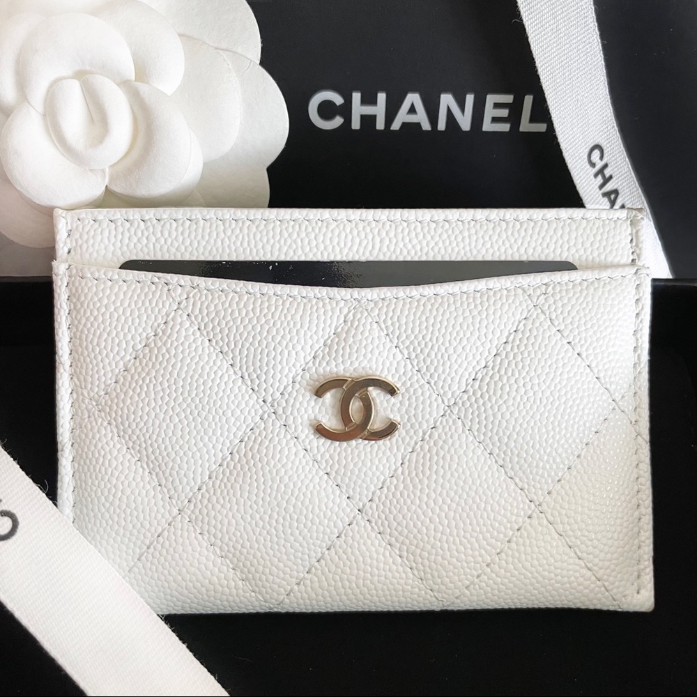 [BNIB] CHANEL - 22S Caviar Classic Card Holder
